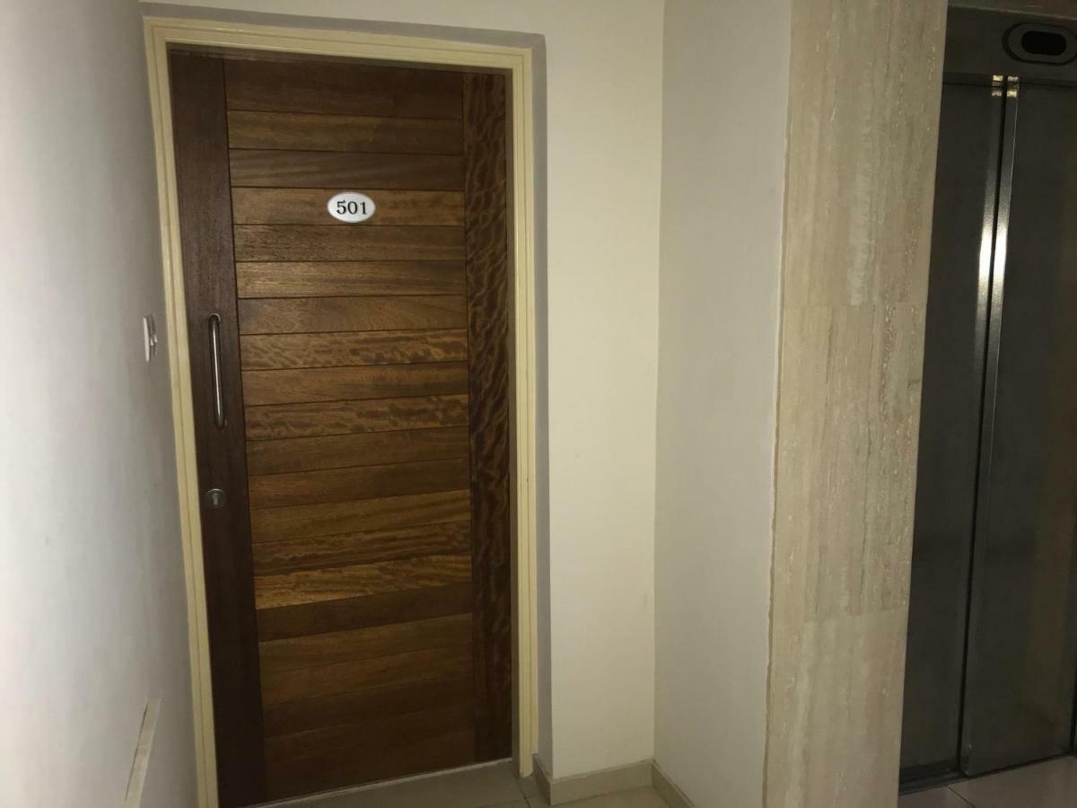 Sea View Central Apt Ithaki Larnaca Ngoại thất bức ảnh